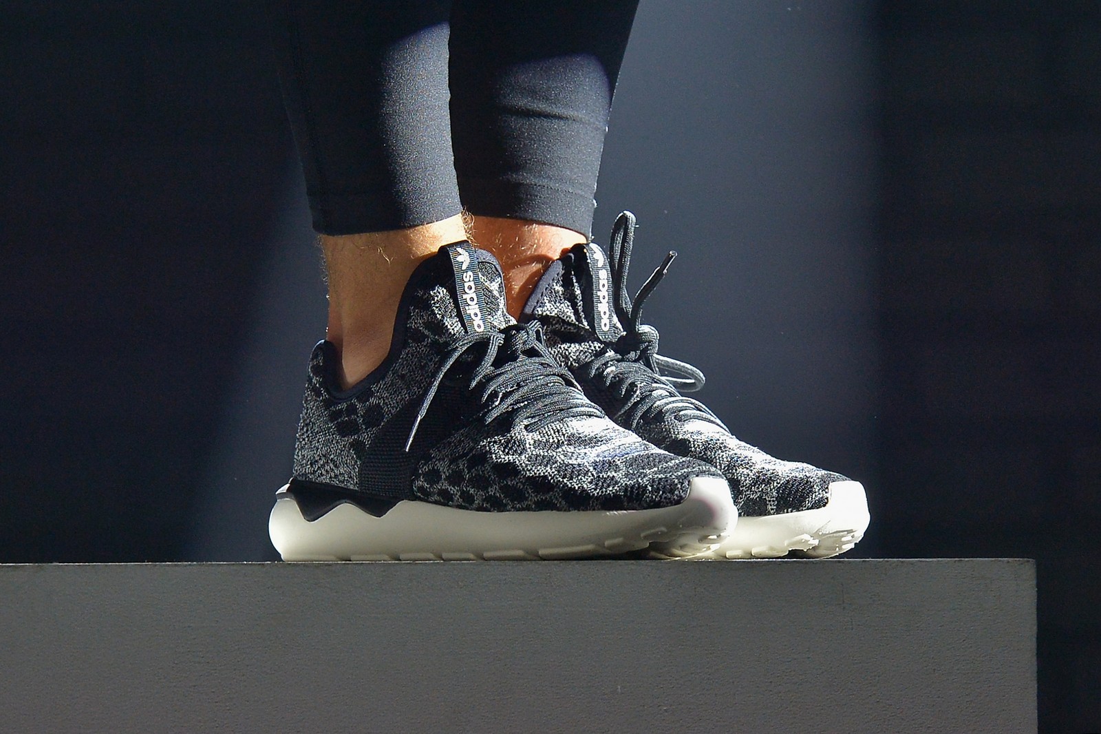 adidas tubular 2016