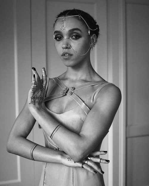 Fka Twigs May Not Be Launching A Perfume After All Snobette