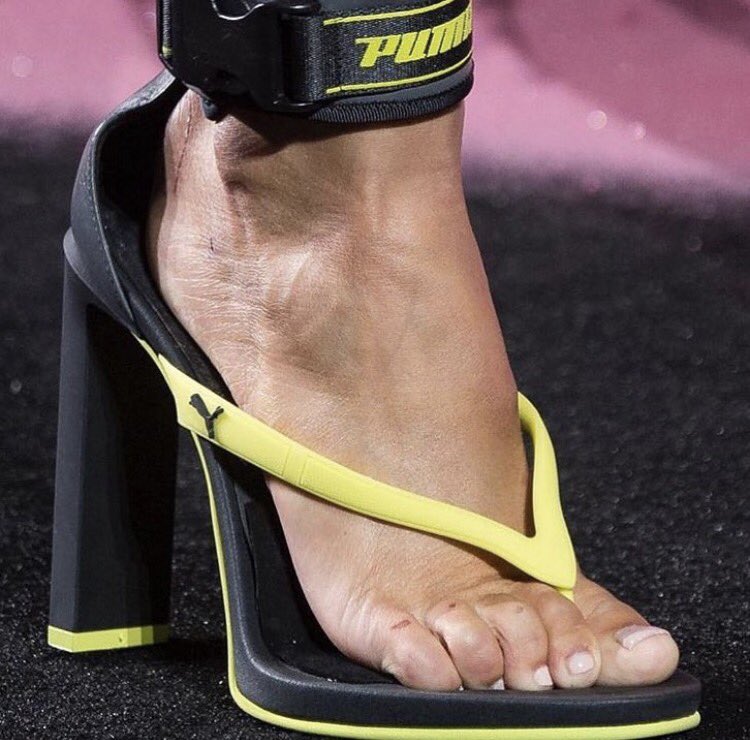 rihanna flip flops
