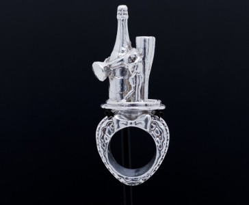Rebecca Rose Sculpture Rings Engagement Ring 800x658