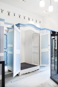 Denham The Jeanmaker Opens Women's Denim Bar 45 DENHAM Denim bar 88831