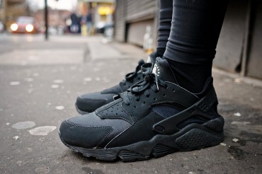 Snobette Sneaker Awards 2015: Panelist Select Their No. 1 Picks 2 RoseNike Air Huarache Triple Black 1