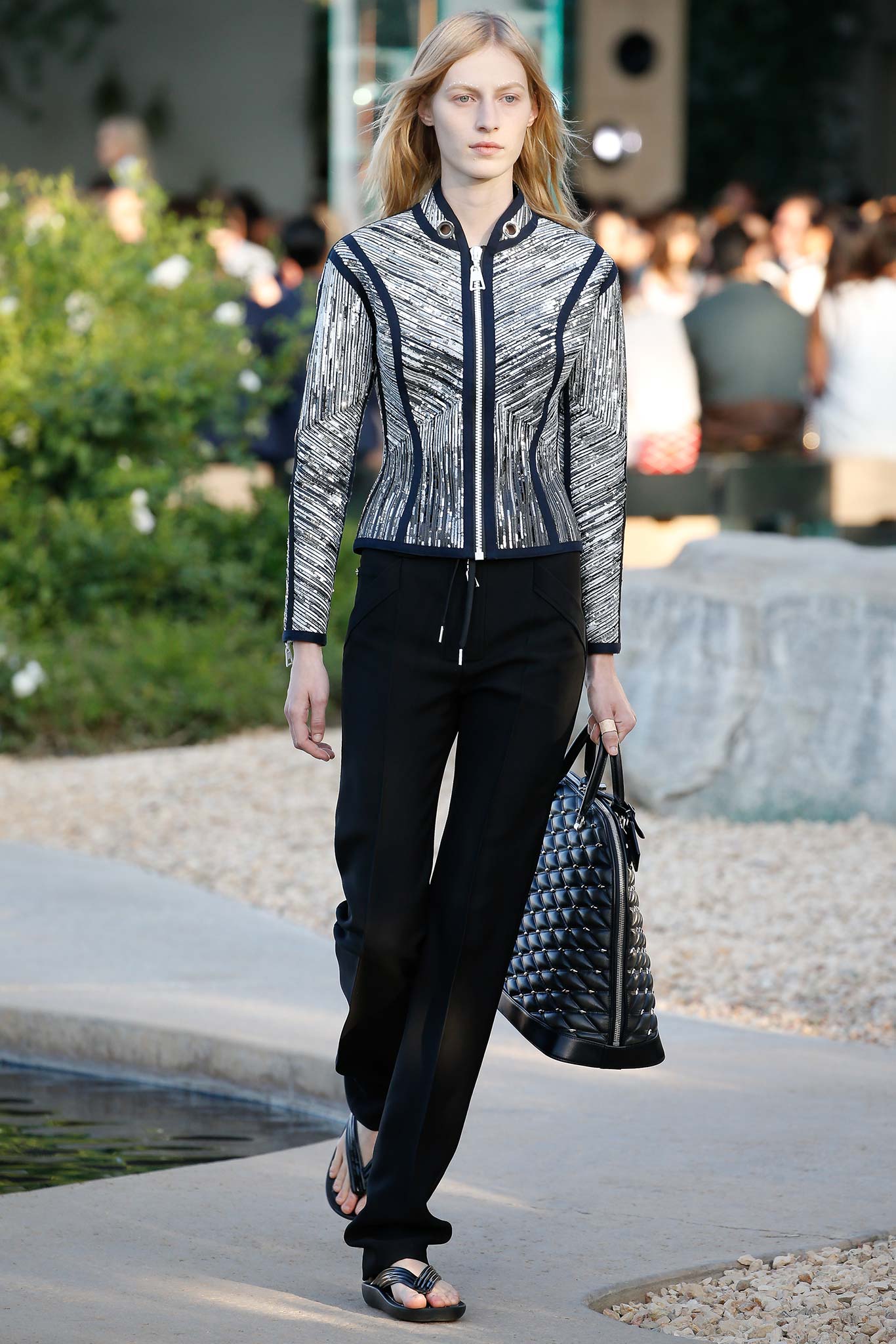 Louis Vuitton Resort 2016 - Collection - Gallery - Style.com