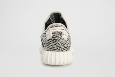 YeezyBoost 4