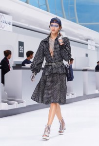 Chanel Ready To Wear Spring 2016 17 16S12.jpg.fashionImg.hi