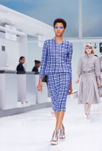 Chanel Ready To Wear Spring 2016 19 16S14.jpg.fashionImg.hi