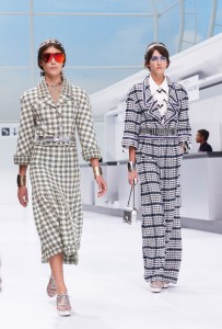 Chanel Ready To Wear Spring 2016 22 16S17.jpg.fashionImg.hi