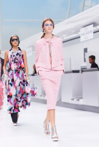 Chanel Ready To Wear Spring 2016 62 16S57.jpg.fashionImg.hi