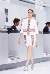 Chanel Ready To Wear Spring 2016 69 16S64.jpg.fashionImg.hi