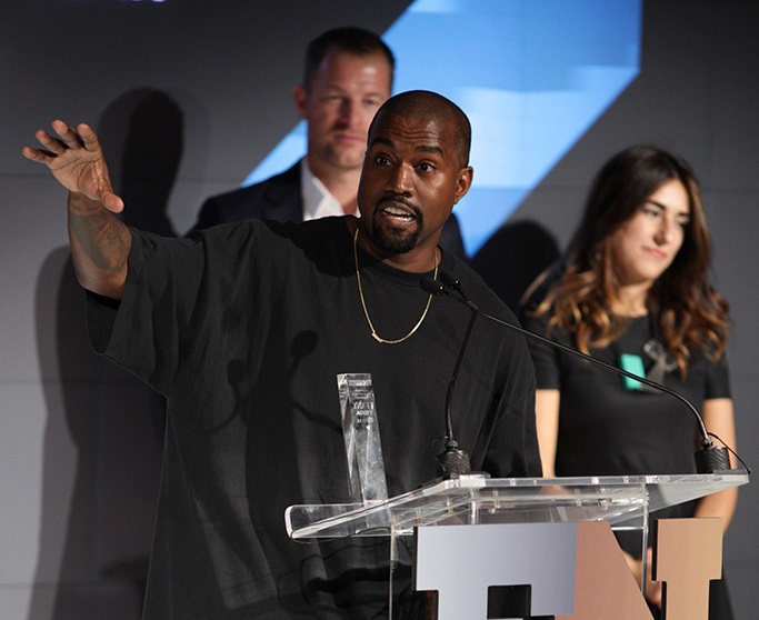 kanye west shoe of the year awards fnaa 1