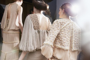 chanel spring summer 2016 haute couture backstage 10 1