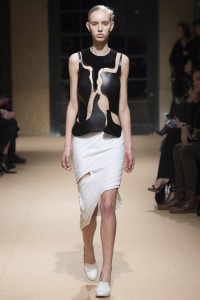 Esteban Cortázar's Expert Mix Of Sport & Chic 3 image33