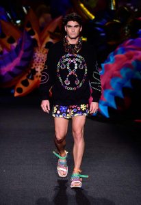 MoschinoJeremyScott 44