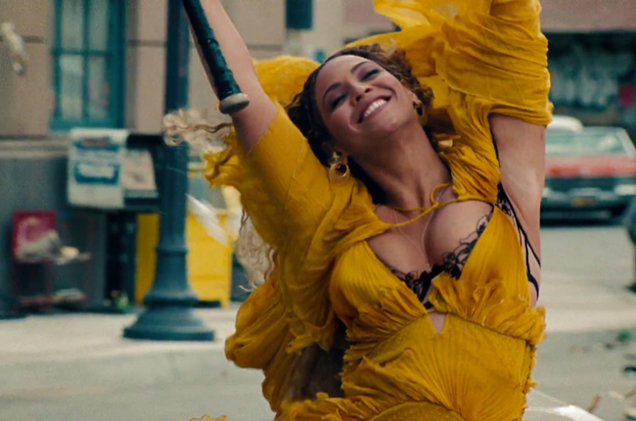 beyonce lemonade hold up video