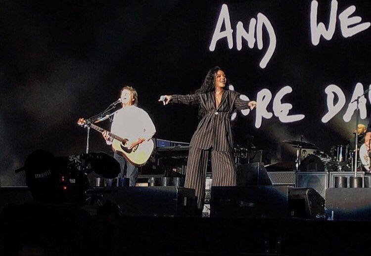 rihanna paul mccartney 1