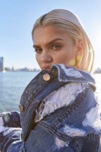 amina blue miss guided 1