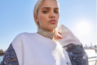 amina blue miss guided 6