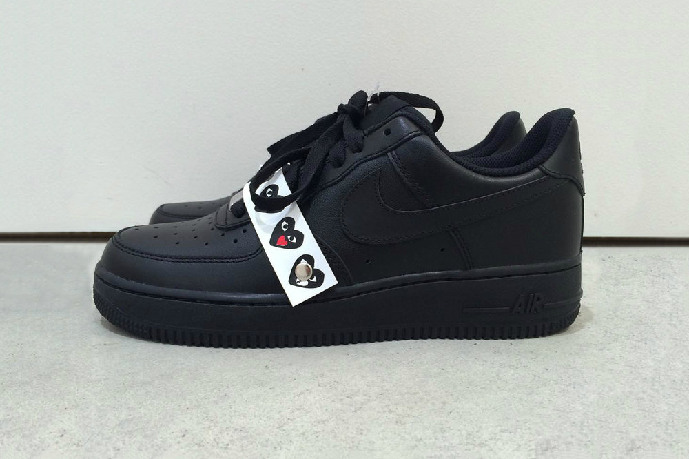 comme des garcons play nike