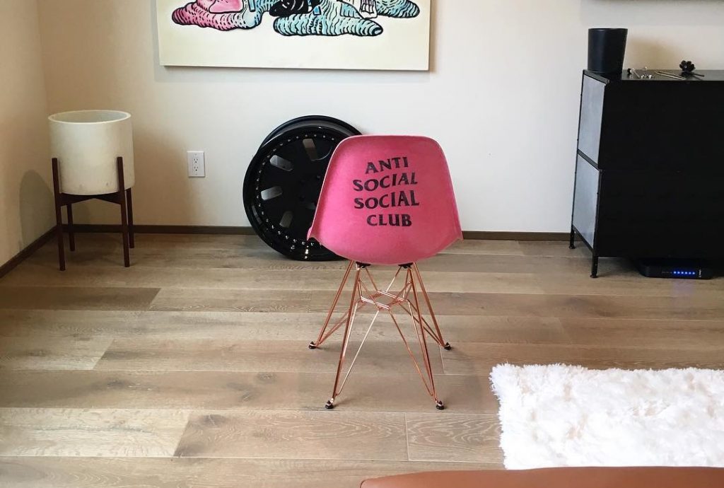 anti social club modernica chair
