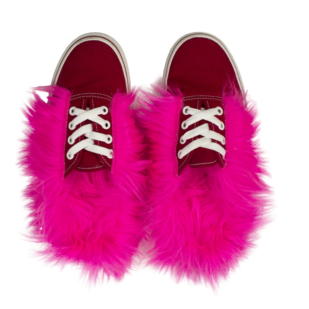 pink fur vans
