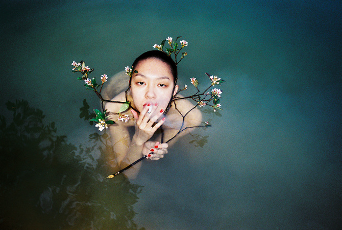 ren hang photo