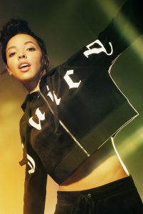 urban outfitters juicy couture tinashe 2017 4