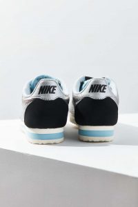 nike cortez urban outfitters 10