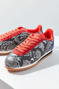 nike cortez urban outfitters 3