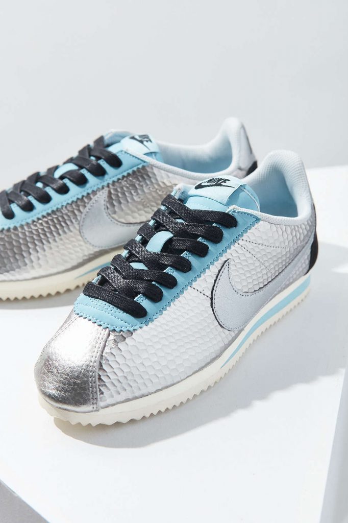 nike cortez snake