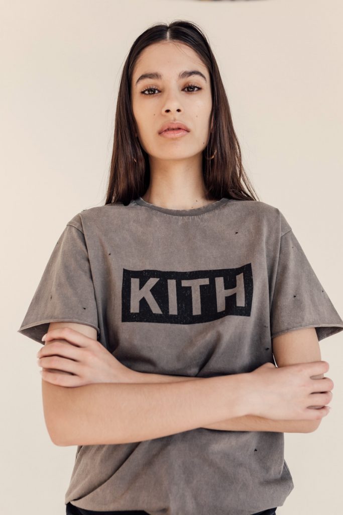 kith women distressed logo t shirt 7