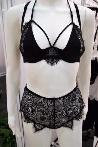 Snobette Curve Expo Lingerie Paloma Casile Spring Summer 2018 5 Copy