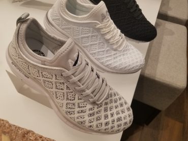 lulu sneakers 2