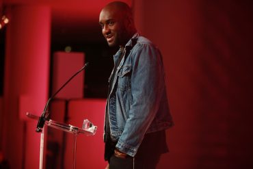 Virgil Abloh accepts Shoe of the Year Award at the 2017 FN Achievement Awards Credit Lexie Moreland