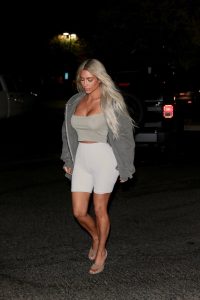 kim kardashian yeezy season 6 december 2017 23