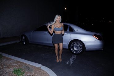 Kim kardashian in yeezy on sale 35