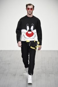 Bobby Abley Taps Into His Love Of Animation With Looney Tunes Characters 21 Bobby Abley Fall 2018 Runway Collection 23