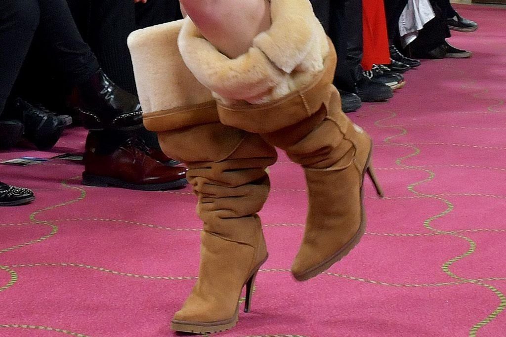 Popular uggs outlet 2018