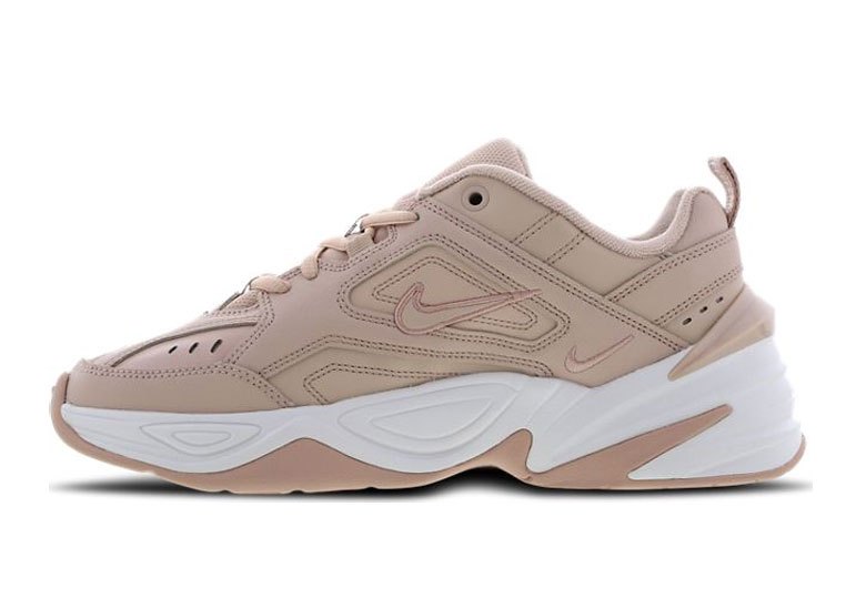 nike-tekno-beige