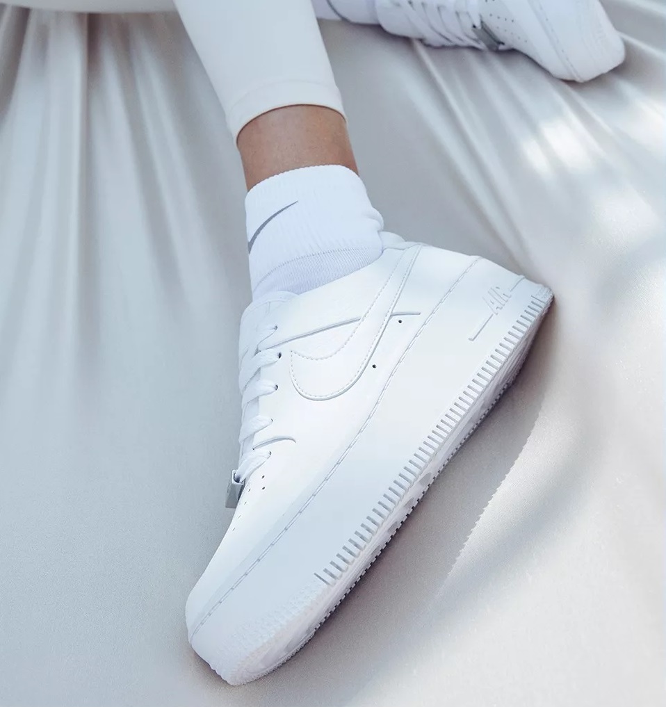 jorja smith nike air force