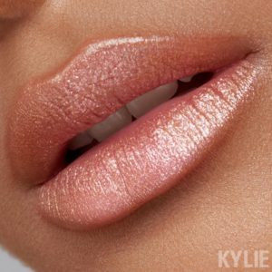 kylie-cosmetics-holiday-2018