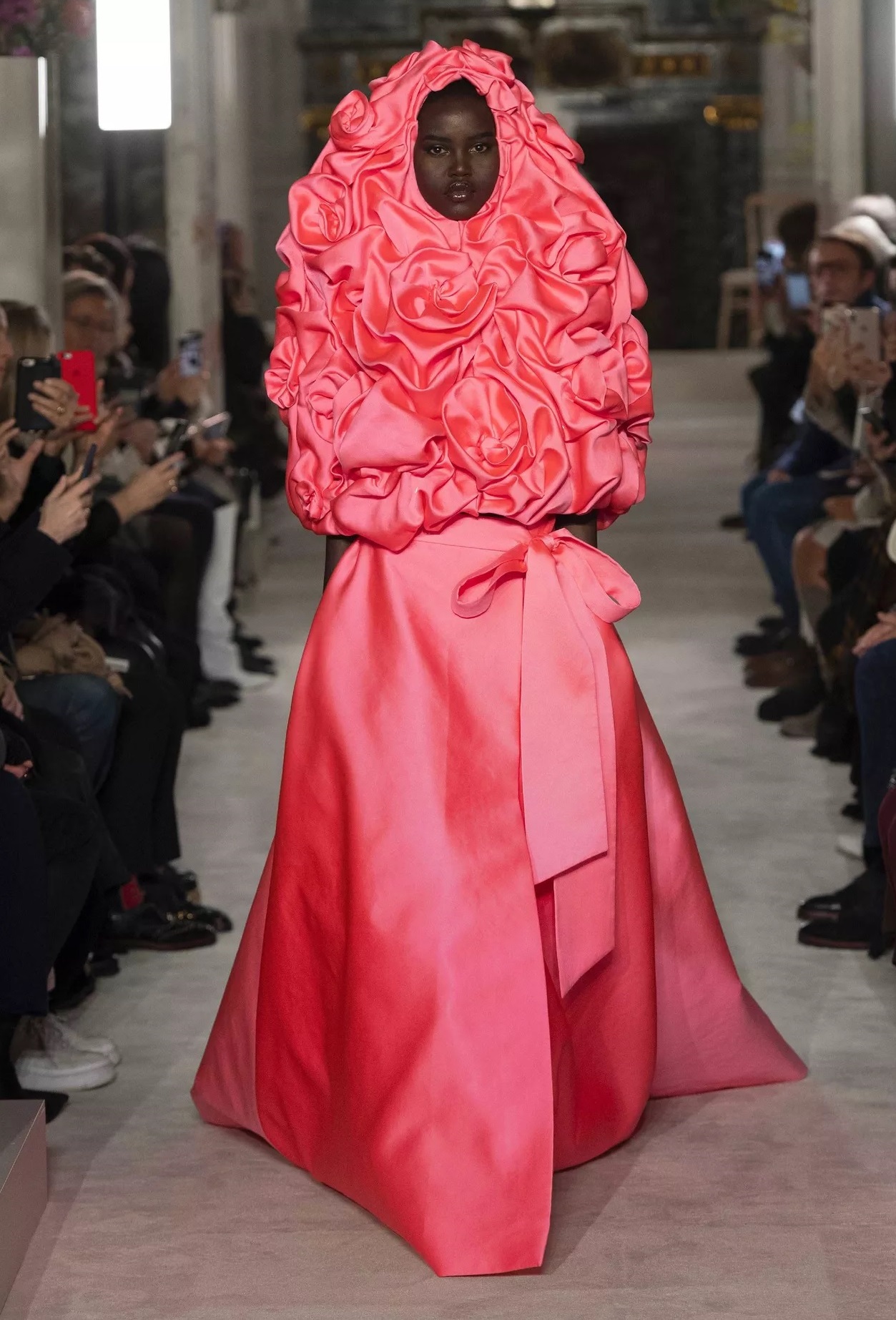 Valentino Wins Wide Praise For Haute Couture Spring 2019 Presentation