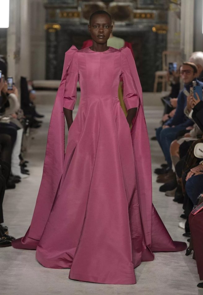 Valentino Wins Wide Praise For Haute Couture Spring 2019 Presentation