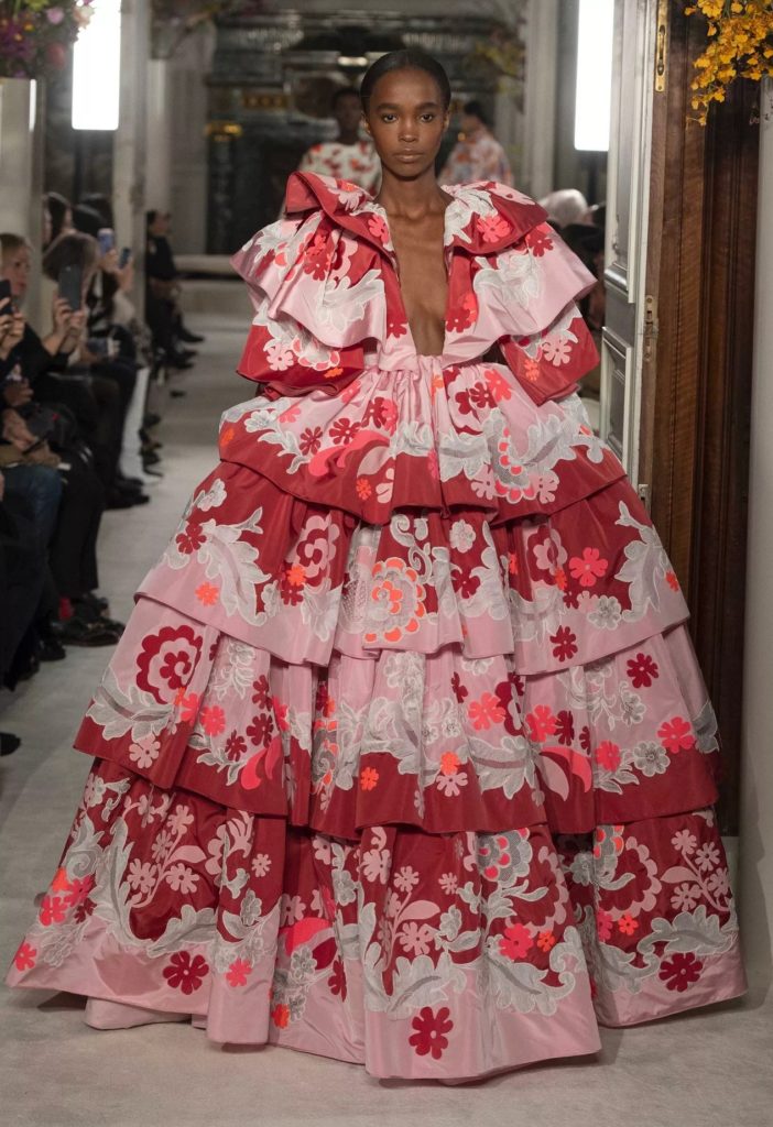 Valentino Wins Wide Praise For Haute Couture Spring 2019 Presentation