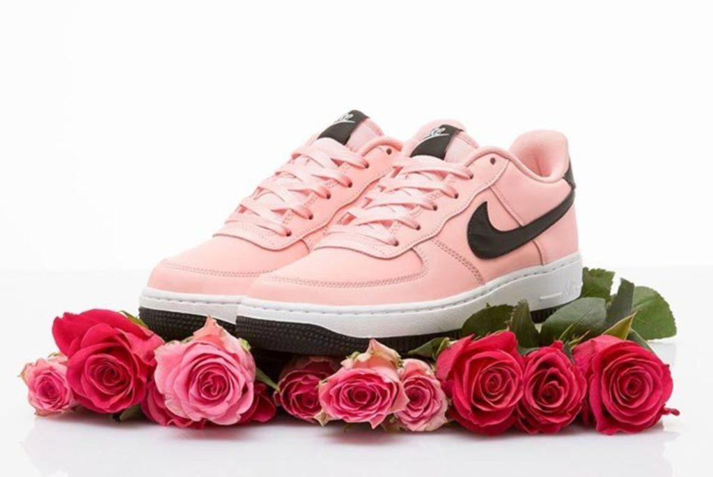 nike-air-force-vday-sneaker