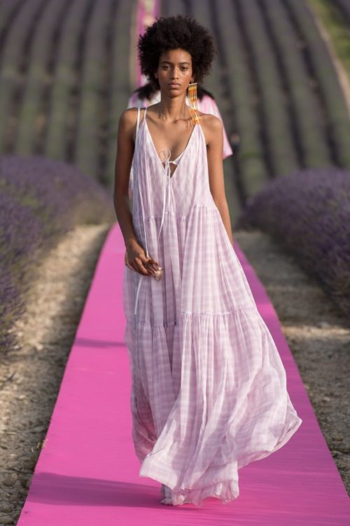 Jacquemus Blows Everyone Away With Field Of Flowers Runway | SNOBETTE