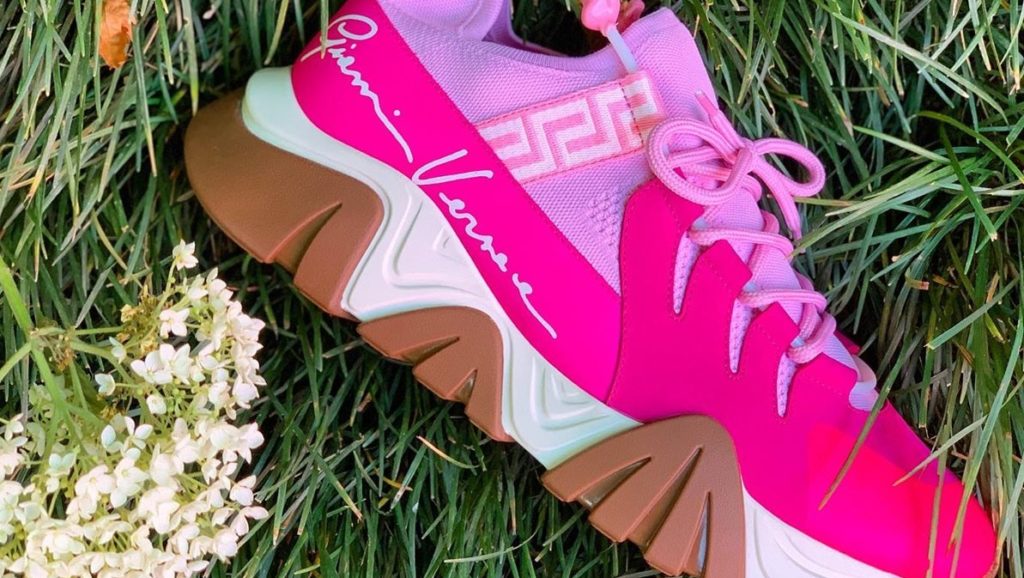 versace-squalo-sneaker-spring-2020-pink
