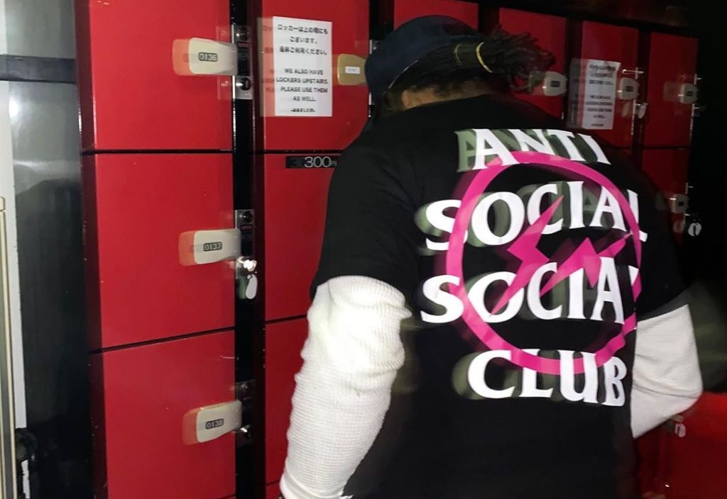 ショッピング半額 M Anti Social Social Club Fragment パーカー