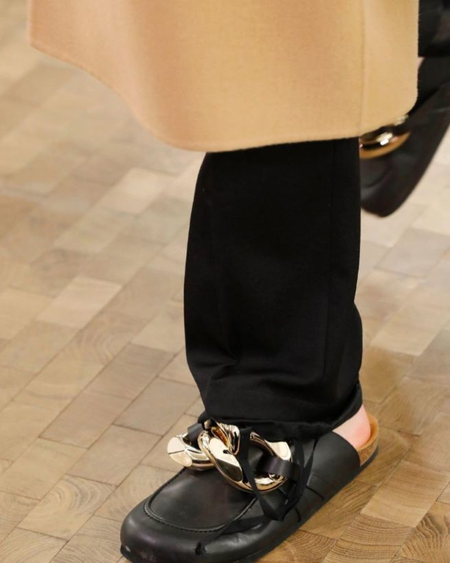 JW Anderson Makes Glam Statement With Cuban Link Loafers For Fall 2020 ...