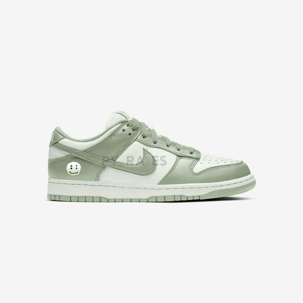 nike cactus plant flea market dunk sneaker holiday 2020 3