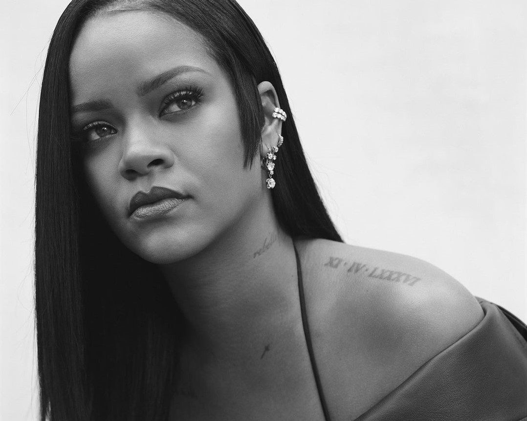 Rihanna Lets It Be Known She Was Absolutely Not At Dinner With John Mayer